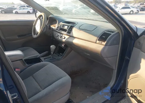 2005 Toyota Camry Le from USA, damaged, VIN 4T1BE32K35U006414